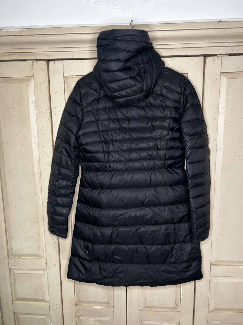 Lululemon Black Long Quilted Puffer Coat Hooded Zip Pockets Women's Size 8 - Picture 8 of 11